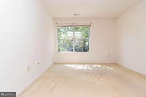 2701 Leaf Drop Ct #5-18, Silver Spring, MD 20906 photo 12
