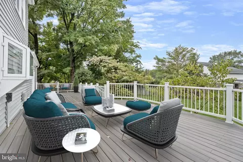 Exterior - 15353 Baileys Ln, Silver Spring, MD 20906 photo 7 of 20