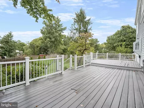 Exterior - 15353 Baileys Ln, Silver Spring, MD 20906 photo 8 of 20