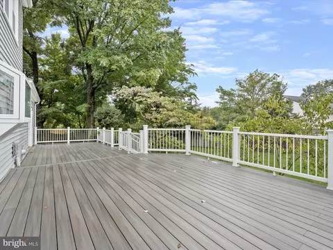 Exterior - 15353 Baileys Ln, Silver Spring, MD 20906 photo 6 of 20