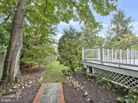 Exterior - 15353 Baileys Ln, Silver Spring, MD 20906 photo 12 of 20