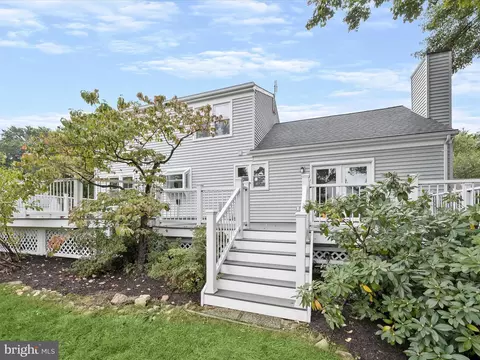 Exterior - 15353 Baileys Ln, Silver Spring, MD 20906 photo 16 of 20