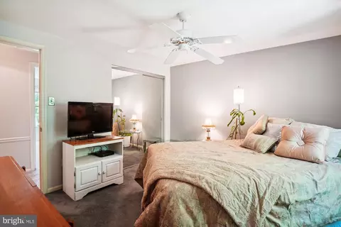 Bedroom - 2823 Ashmont Ter, Silver Spring, MD 20906 photo 3 of 8