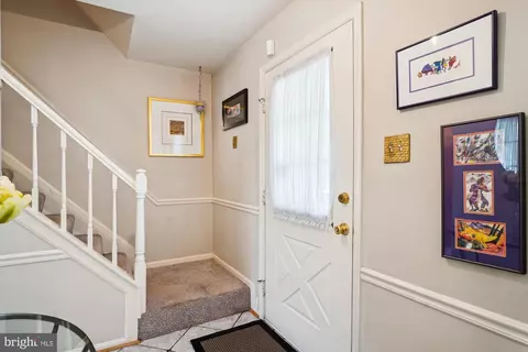 Entry Way - 2823 Ashmont Ter, Silver Spring, MD 20906 photo 4 of 6
