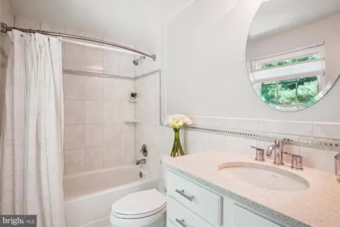 Bath - 2823 Ashmont Ter, Silver Spring, MD 20906 photo 1 of 3