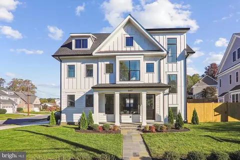 6417 Lone Oak Dr, Bethesda, MD 20817
