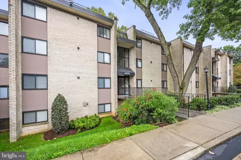 Exterior - 10855 Amherst Ave #2, Silver Spring, MD 20902 photo 6 of 6