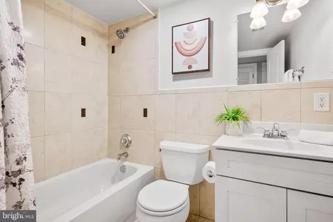 Bath - 10855 Amherst Ave #2, Silver Spring, MD 20902 photo 1 of 1