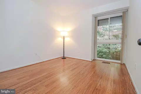 9212 Three Oaks Dr, Silver Spring, MD 20901 photo 27