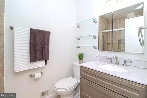 9212 Three Oaks Dr, Silver Spring, MD 20901 photo 30