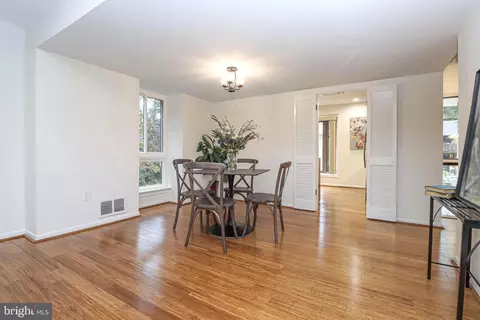9212 Three Oaks Dr, Silver Spring, MD 20901 photo 10
