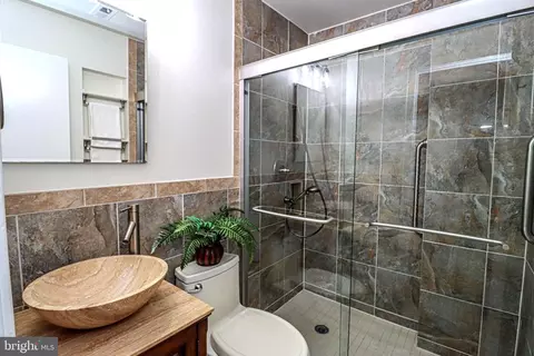 9212 Three Oaks Dr, Silver Spring, MD 20901 photo 42
