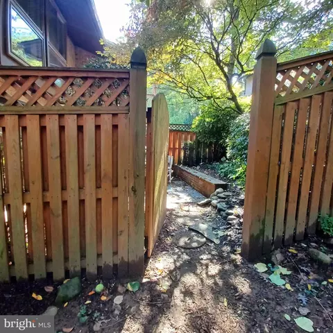 9212 Three Oaks Dr, Silver Spring, MD 20901 photo 45