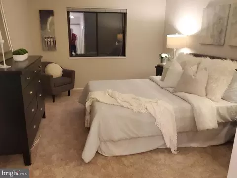 15100 Interlachen Dr #4-806, Silver Spring, MD 20906 photo 3