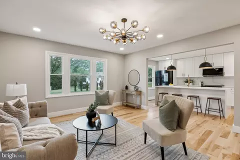 14904 Waterway Dr, Rockville, MD 20853