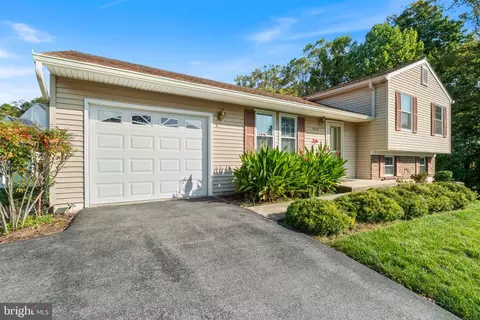 15112 Athey Rd, Burtonsville, MD 20866