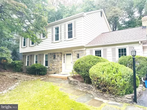 11117 Deborah Dr, Potomac, MD 20854