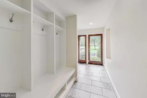Entry Way - 10204 Gary Rd, Potomac, MD 20854 photo 4 of 6