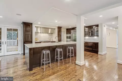 Kitchen - 10204 Gary Rd, Potomac, MD 20854 photo 2 of 4