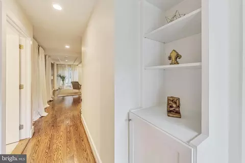 Entry Way - 10204 Gary Rd, Potomac, MD 20854 photo 3 of 6