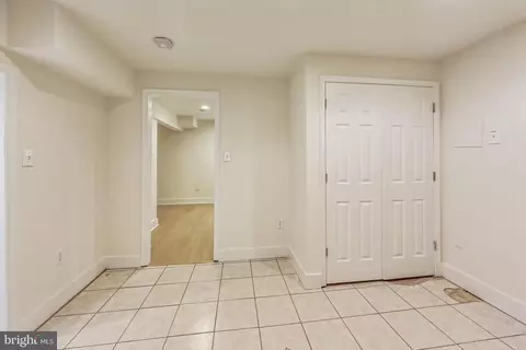 Entry Way - 10204 Gary Rd, Potomac, MD 20854 photo 6 of 6