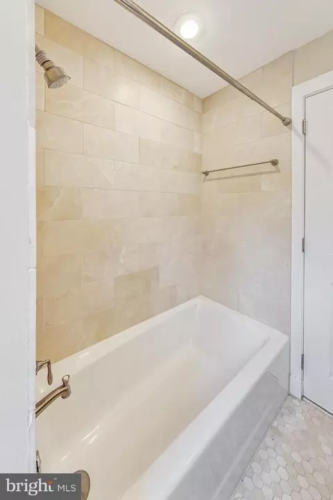 Bath - 10204 Gary Rd, Potomac, MD 20854 photo 9 of 9