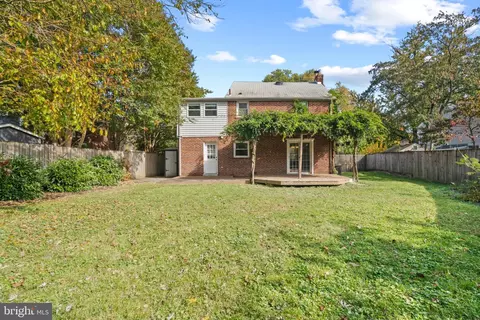 9628 Lawndale Dr, Silver Spring, MD 20901 photo 24