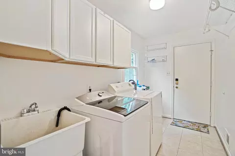 2000 Serpentine Ter, Silver Spring, MD 20904 photo 19