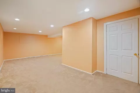 2000 Serpentine Ter, Silver Spring, MD 20904 photo 42