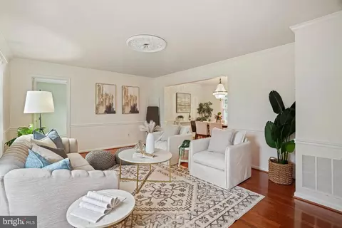 2000 Serpentine Ter, Silver Spring, MD 20904 photo 7