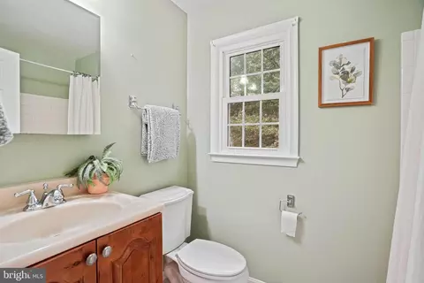 2000 Serpentine Ter, Silver Spring, MD 20904 photo 32