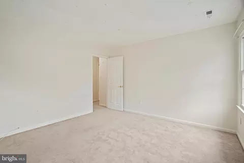 2000 Serpentine Ter, Silver Spring, MD 20904 photo 39