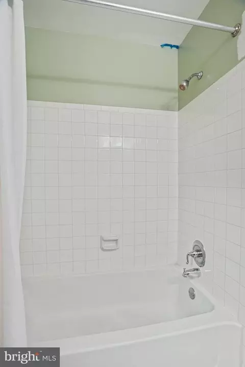 2000 Serpentine Ter, Silver Spring, MD 20904 photo 34