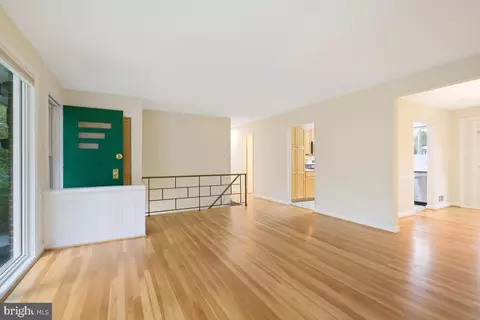 11111 Nicholas Dr, Silver Spring, MD 20902 photo 6
