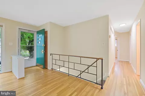 11111 Nicholas Dr, Silver Spring, MD 20902 photo 5