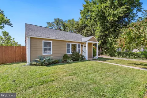 Exterior - 2806 Sheraton St, Silver Spring, MD 20906 photo 2 of 14