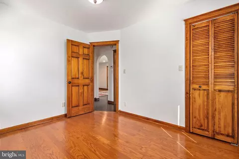 Bedroom - 2806 Sheraton St, Silver Spring, MD 20906 photo 2 of 2