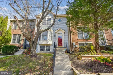 1227 Travis View Ct, Gaithersburg, MD 20879