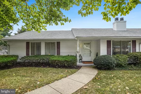 3401 Hallaton Ct #163-B, Silver Spring, MD 20906 photo 2