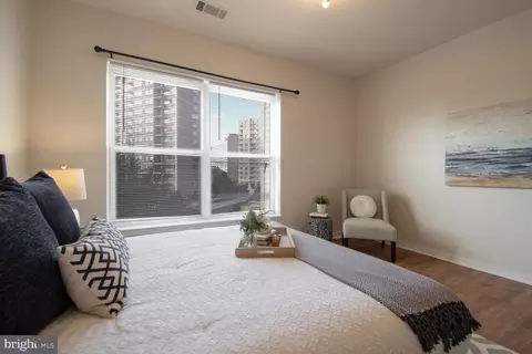 8045 Newell St #206, Silver Spring, MD 20910 photo 17