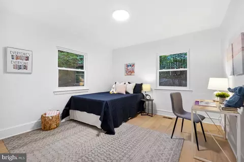 Bedroom - 20 Parkside Rd, Silver Spring, MD 20910 photo 3 of 8