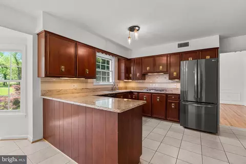 11816 Kemp Mill Rd, Silver Spring, MD 20902 photo 12