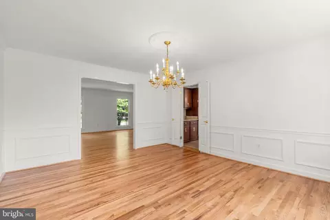 11816 Kemp Mill Rd, Silver Spring, MD 20902 photo 9