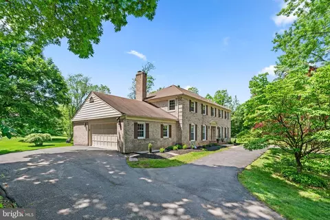 11816 Kemp Mill Rd, Silver Spring, MD 20902 photo 2