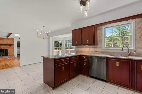 11816 Kemp Mill Rd, Silver Spring, MD 20902 photo 10
