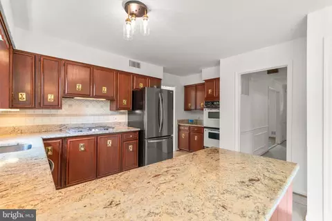 11816 Kemp Mill Rd, Silver Spring, MD 20902 photo 13