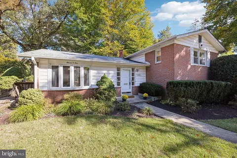 1104 Dunoon Rd, Silver Spring, MD 20903
