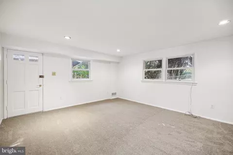 Living - 1104 Dunoon Rd, Silver Spring, MD 20903 photo 4 of 4