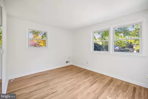 Bedroom - 1104 Dunoon Rd, Silver Spring, MD 20903 photo 3 of 3