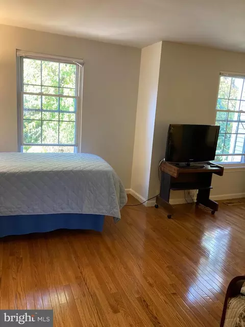 Bedroom - 2232 Wimbledon Cir, Silver Spring, MD 20906 photo 5 of 6